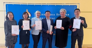 Награждение участников за вклад в организацию и проведение IV Байкальского медицинского форума